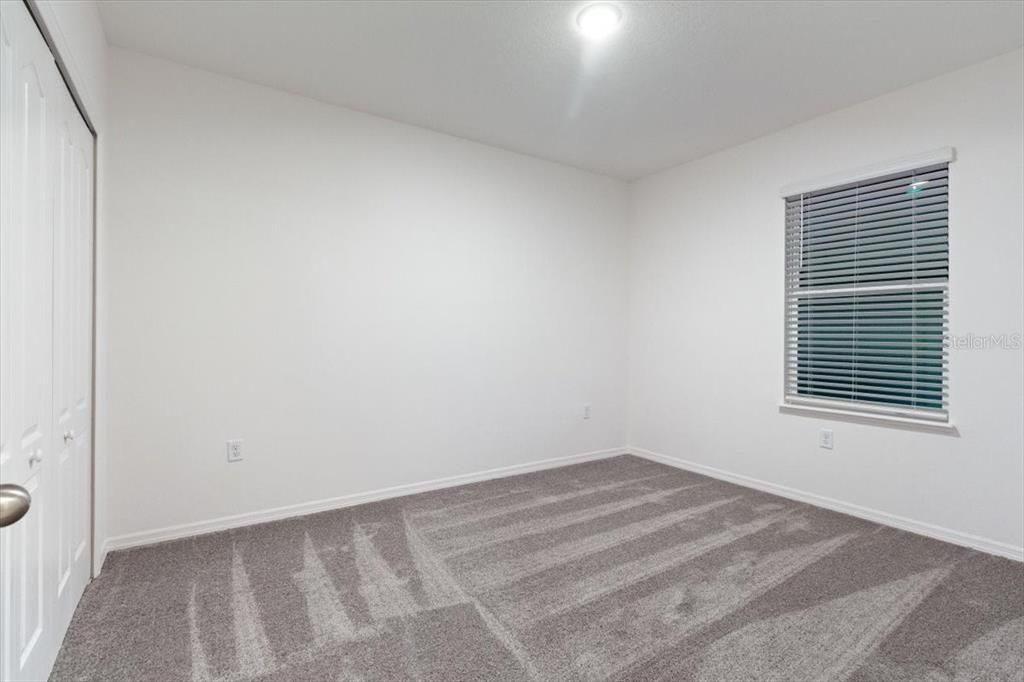 На продажу: $299,995 (3 спален, 2 ванн, 1445 Квадратных фут)