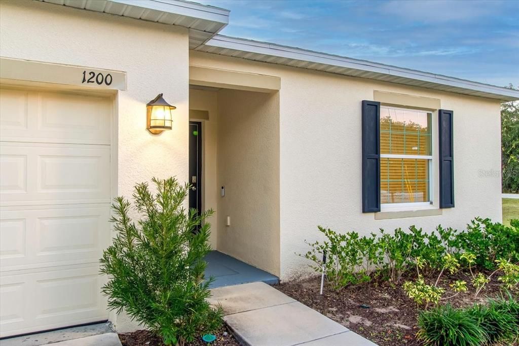 На продажу: $299,995 (3 спален, 2 ванн, 1445 Квадратных фут)