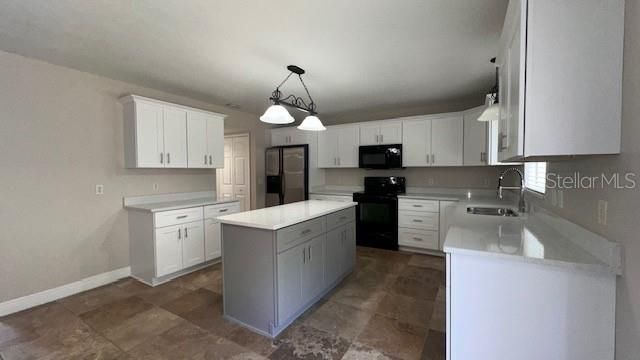 En Renta: $2,550 (4 camas, 3 baños, 2974 Pies cuadrados)