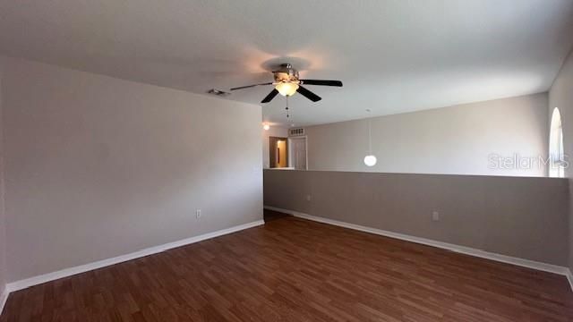 En Renta: $2,550 (4 camas, 3 baños, 2974 Pies cuadrados)