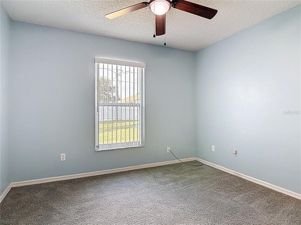 For Rent: $2,200 (3 beds, 2 baths, 1214 Square Feet)