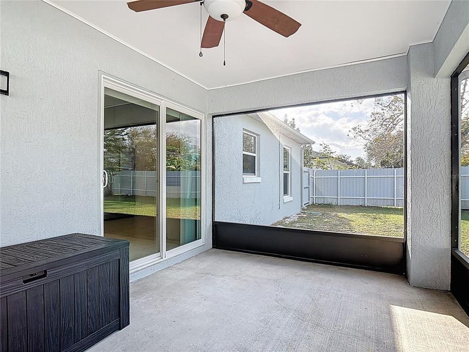 For Rent: $2,200 (3 beds, 2 baths, 1214 Square Feet)