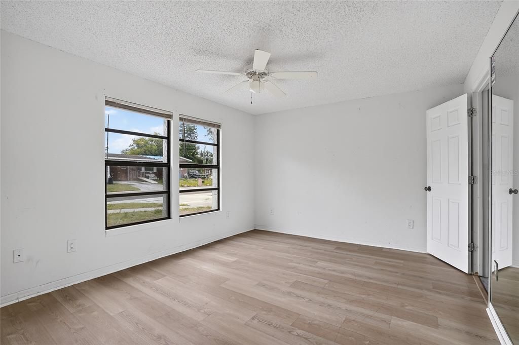 For Sale: $350,000 (3 beds, 2 baths, 1440 Square Feet)