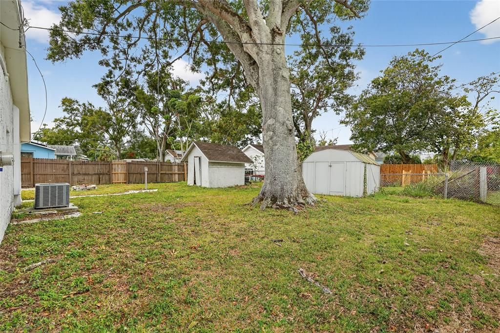 For Sale: $350,000 (3 beds, 2 baths, 1440 Square Feet)