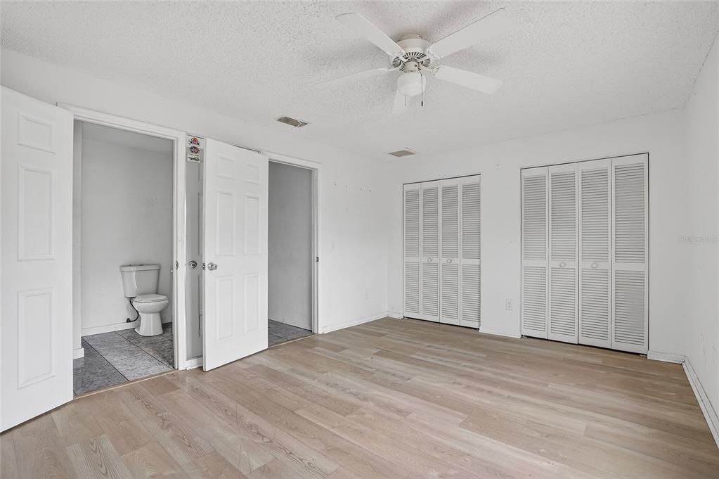 For Sale: $350,000 (3 beds, 2 baths, 1440 Square Feet)