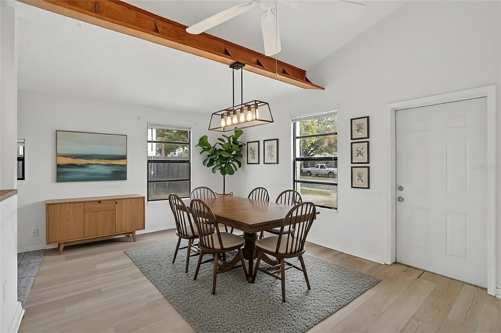 For Sale: $350,000 (3 beds, 2 baths, 1440 Square Feet)