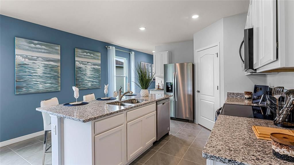 For Sale: $388,990 (4 beds, 2 baths, 1665 Square Feet)