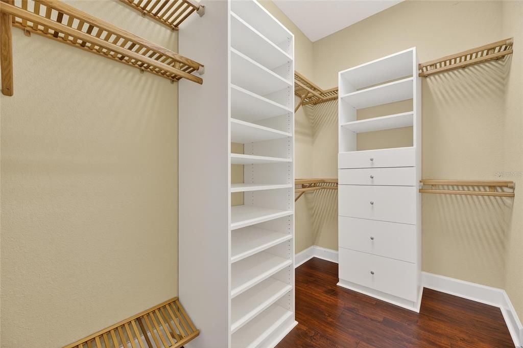 En Venta: $1,249,000 (4 camas, 4 baños, 4367 Pies cuadrados)