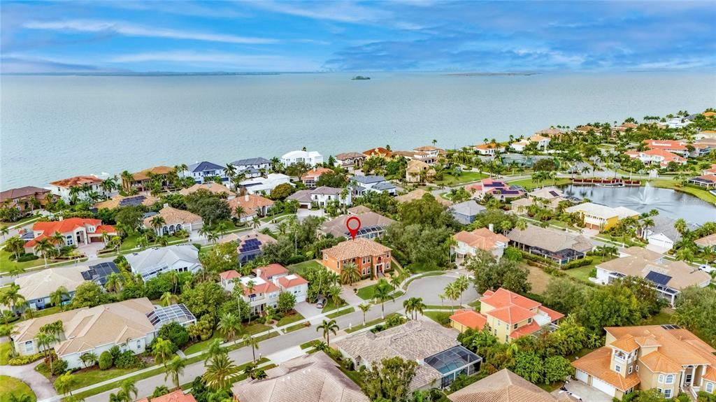 En Venta: $1,249,000 (4 camas, 4 baños, 4367 Pies cuadrados)