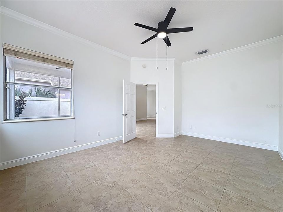 For Rent: $2,800 (3 beds, 2 baths, 1583 Square Feet)