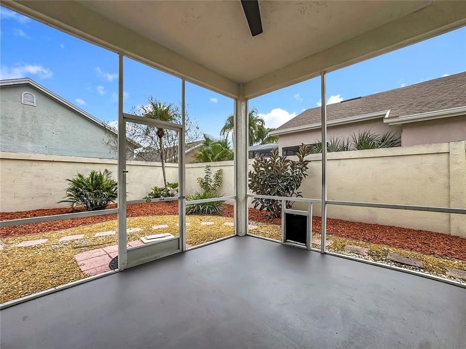 For Rent: $2,800 (3 beds, 2 baths, 1583 Square Feet)