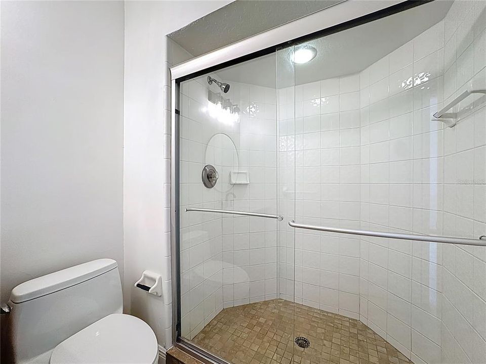 For Rent: $2,800 (3 beds, 2 baths, 1583 Square Feet)