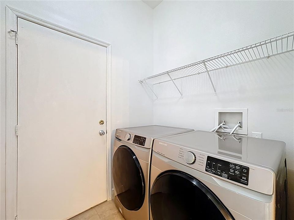 For Rent: $2,800 (3 beds, 2 baths, 1583 Square Feet)