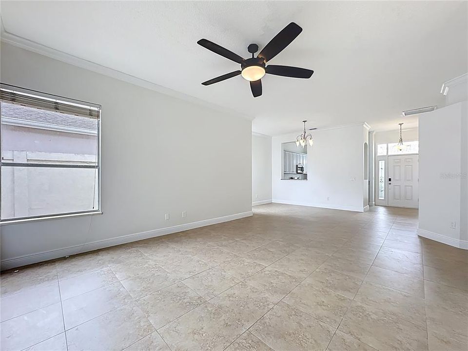 For Rent: $2,800 (3 beds, 2 baths, 1583 Square Feet)