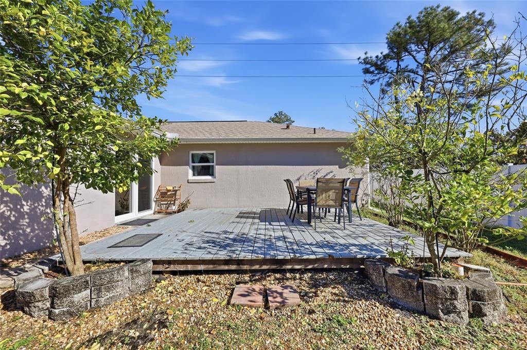 En Venta: $329,999 (3 camas, 2 baños, 1572 Pies cuadrados)