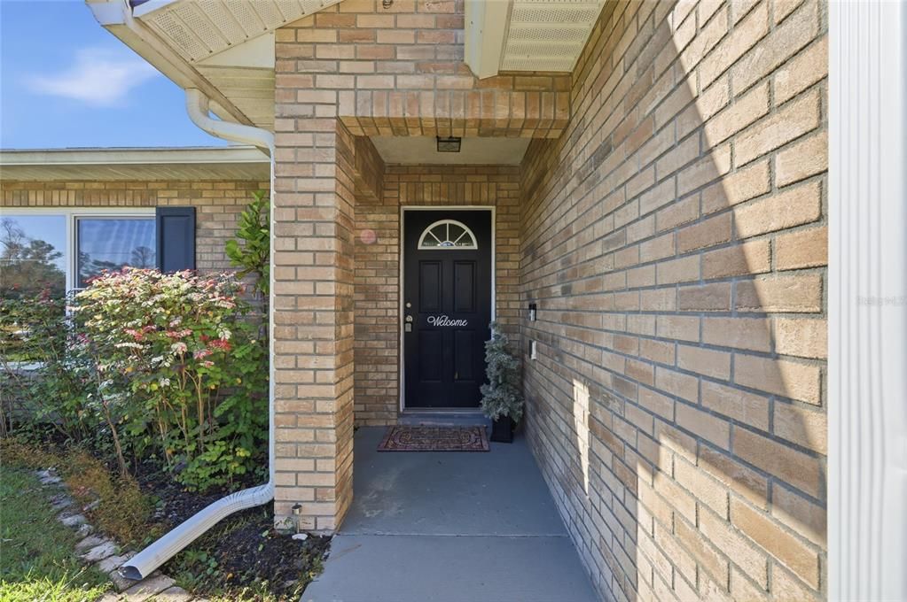 En Venta: $329,999 (3 camas, 2 baños, 1572 Pies cuadrados)