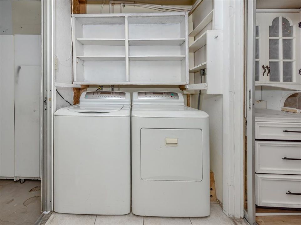 待售: $179,000 (2 贝兹, 2 浴室, 1249 平方英尺)