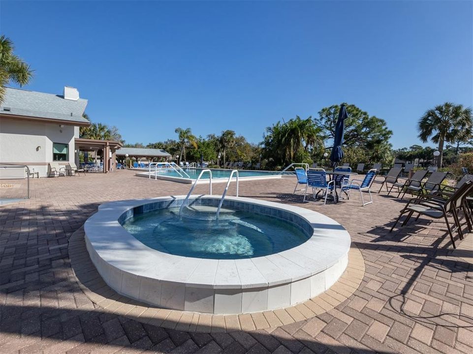 待售: $179,000 (2 贝兹, 2 浴室, 1249 平方英尺)