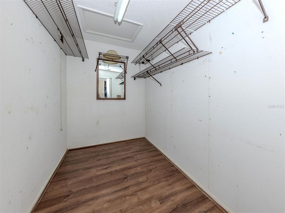 待售: $179,000 (2 贝兹, 2 浴室, 1249 平方英尺)