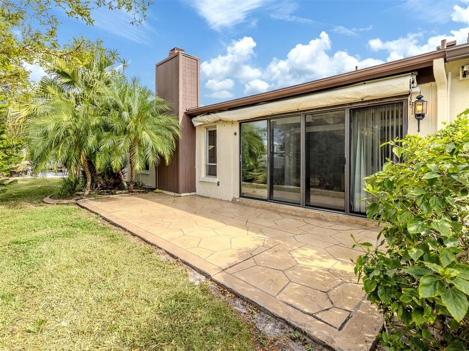 待售: $179,000 (2 贝兹, 2 浴室, 1249 平方英尺)