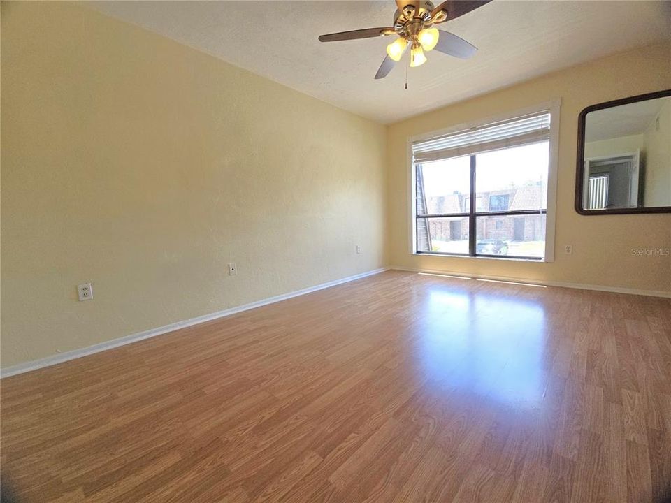 待售: $162,500 (3 贝兹, 2 浴室, 1482 平方英尺)