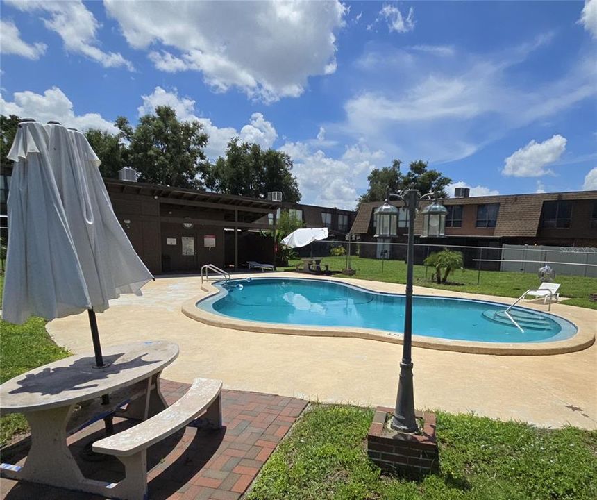 待售: $162,500 (3 贝兹, 2 浴室, 1482 平方英尺)