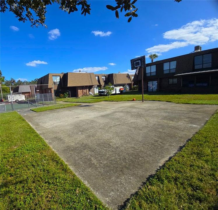 待售: $162,500 (3 贝兹, 2 浴室, 1482 平方英尺)