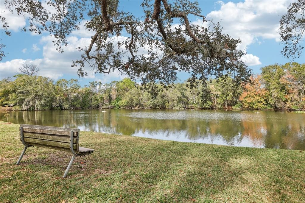 For Sale: $335,000 (2 beds, 2 baths, 1156 Square Feet)