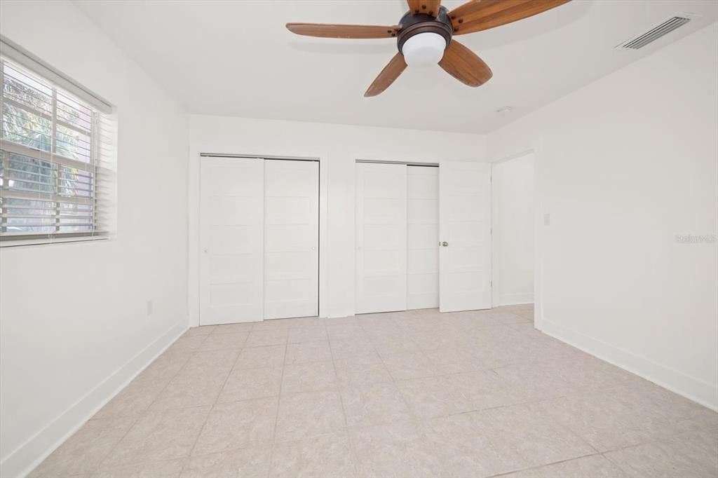 For Sale: $779,900 (2 beds, 2 baths, 1127 Square Feet)