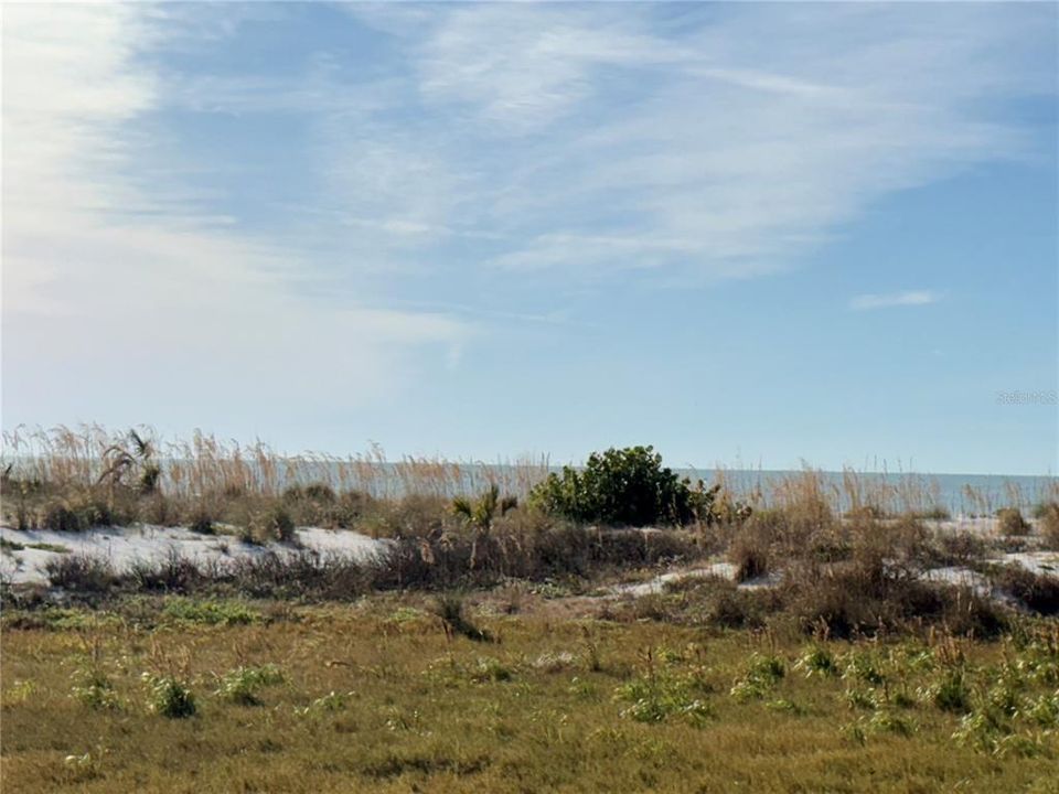 For Sale: $779,900 (2 beds, 2 baths, 1127 Square Feet)