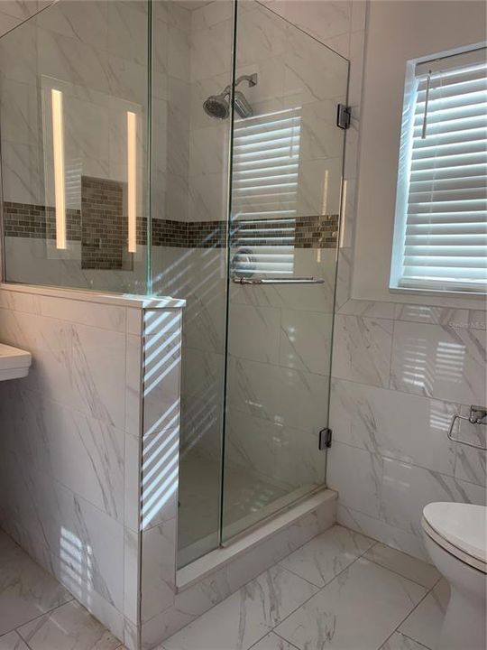 For Sale: $779,900 (2 beds, 2 baths, 1127 Square Feet)