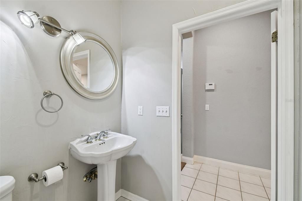 En Renta: $4,200 (3 camas, 2 baños, 2559 Pies cuadrados)