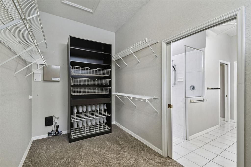 En Renta: $4,200 (3 camas, 2 baños, 2559 Pies cuadrados)