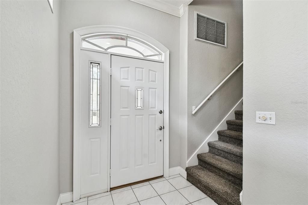 En Renta: $4,200 (3 camas, 2 baños, 2559 Pies cuadrados)