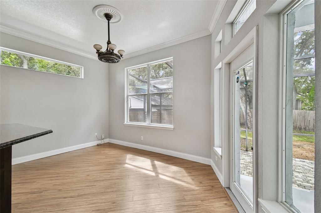 En Renta: $4,200 (3 camas, 2 baños, 2559 Pies cuadrados)