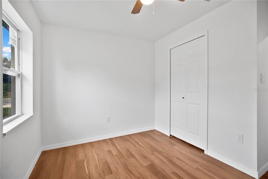 En Venta: $349,000 (3 camas, 2 baños, 1367 Pies cuadrados)