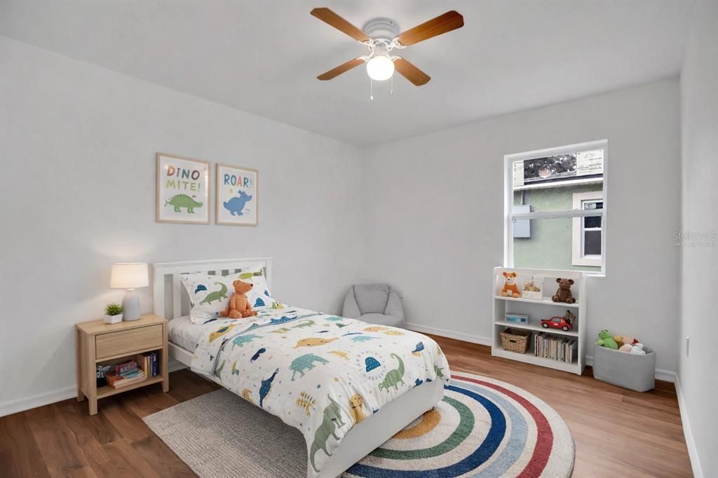 En Venta: $349,000 (3 camas, 2 baños, 1367 Pies cuadrados)