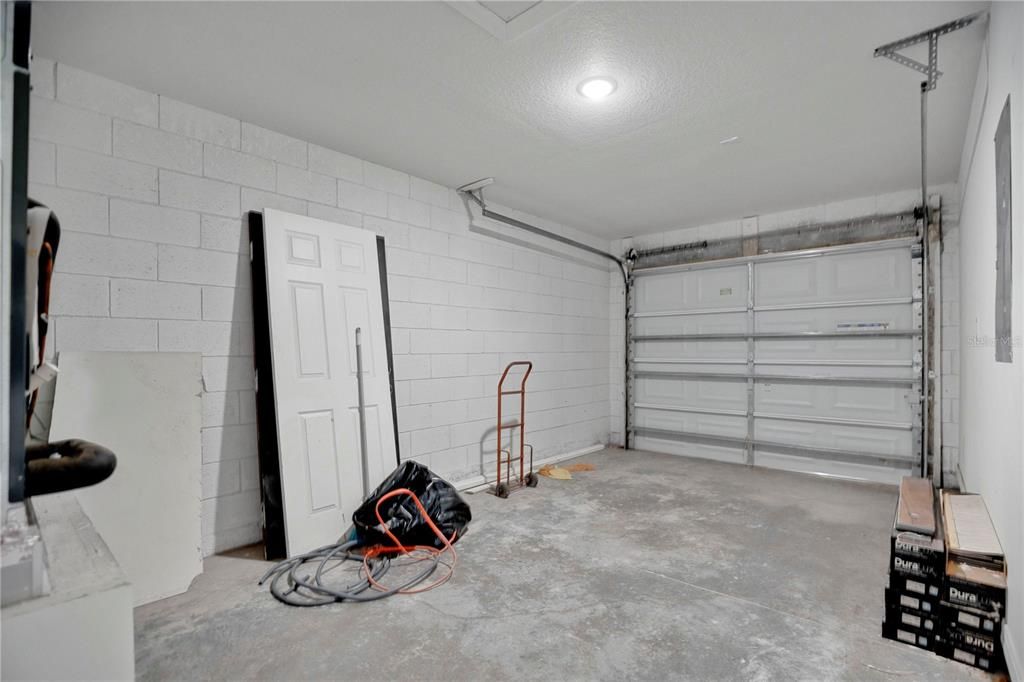 En Venta: $349,000 (3 camas, 2 baños, 1367 Pies cuadrados)