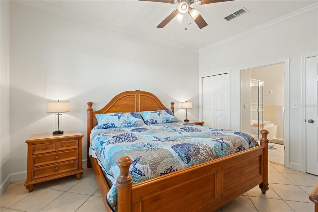 For Sale: $499,999 (3 beds, 2 baths, 1344 Square Feet)