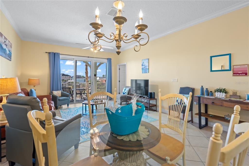 For Sale: $499,999 (3 beds, 2 baths, 1344 Square Feet)