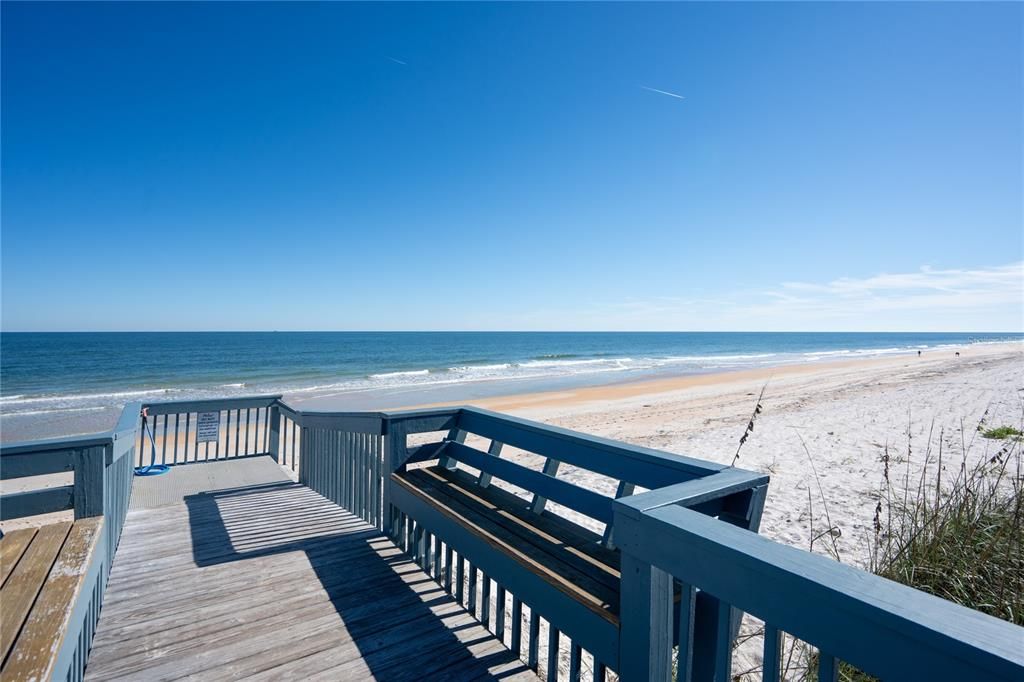 For Sale: $499,999 (3 beds, 2 baths, 1344 Square Feet)