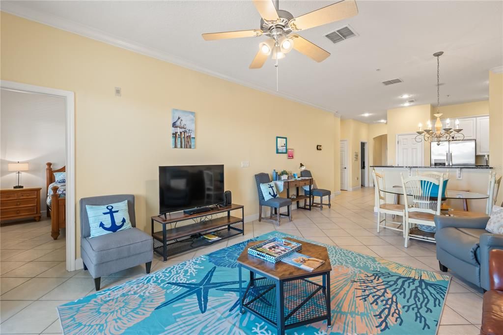 For Sale: $499,999 (3 beds, 2 baths, 1344 Square Feet)