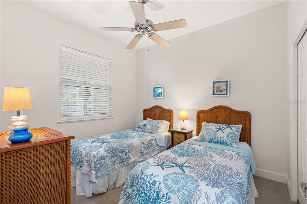 For Sale: $499,999 (3 beds, 2 baths, 1344 Square Feet)