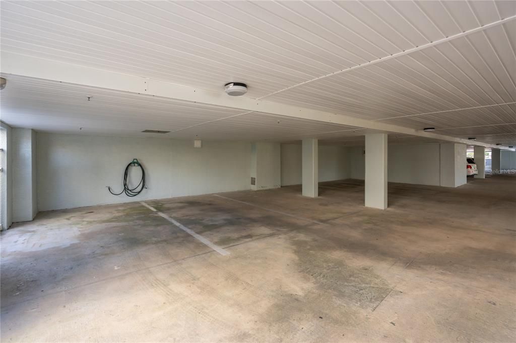 For Sale: $499,999 (3 beds, 2 baths, 1344 Square Feet)