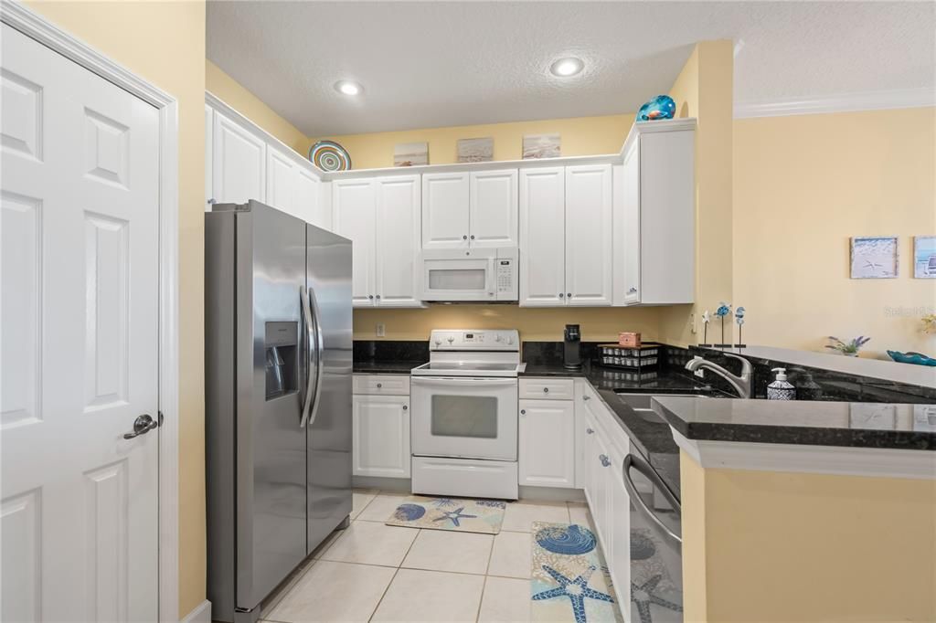 For Sale: $499,999 (3 beds, 2 baths, 1344 Square Feet)