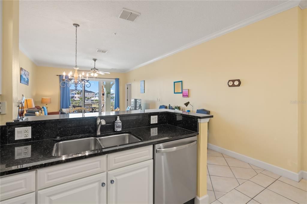 For Sale: $499,999 (3 beds, 2 baths, 1344 Square Feet)