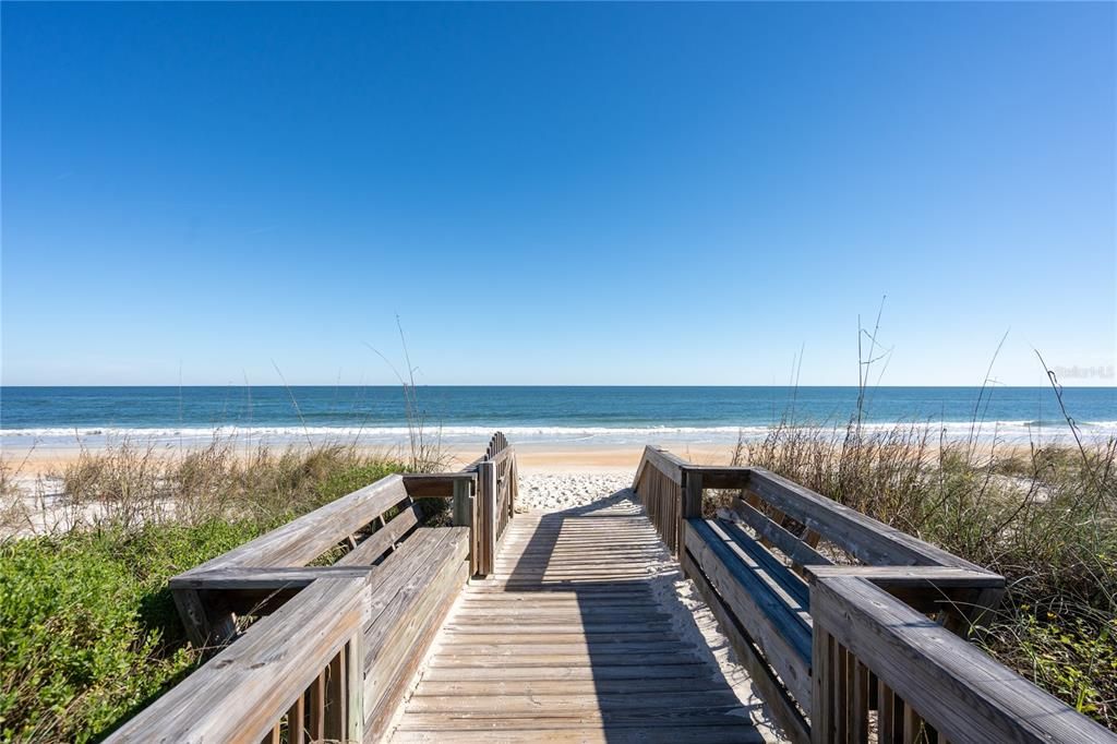 For Sale: $499,999 (3 beds, 2 baths, 1344 Square Feet)