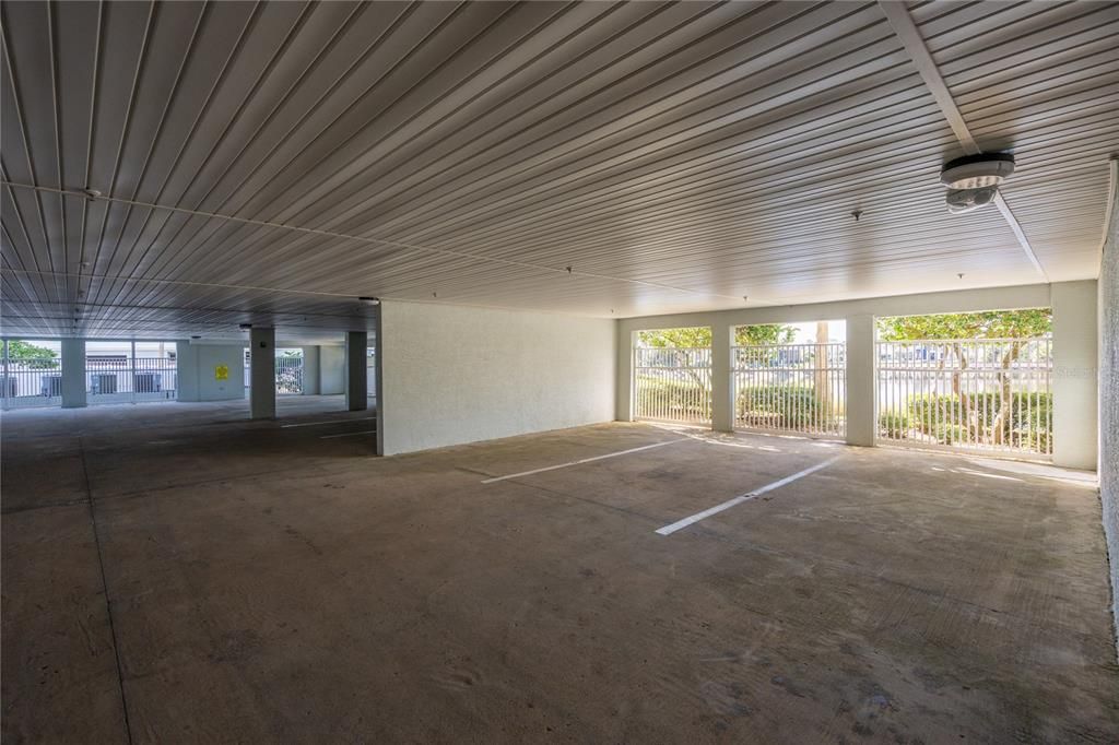 For Sale: $499,999 (3 beds, 2 baths, 1344 Square Feet)