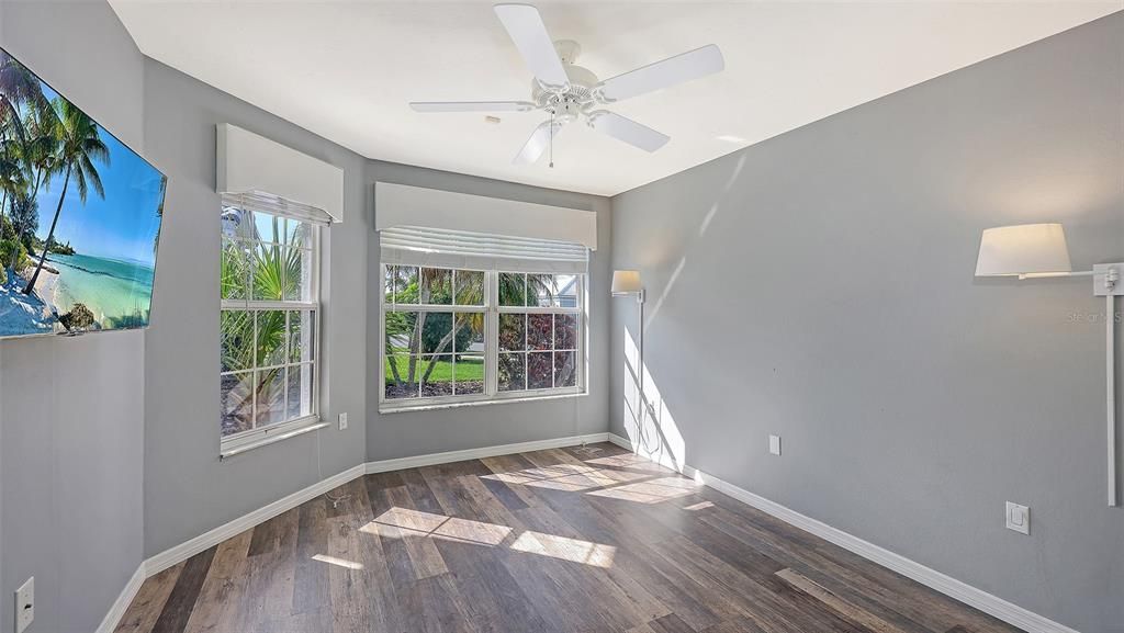 En Venta: $499,000 (2 camas, 2 baños, 1784 Pies cuadrados)