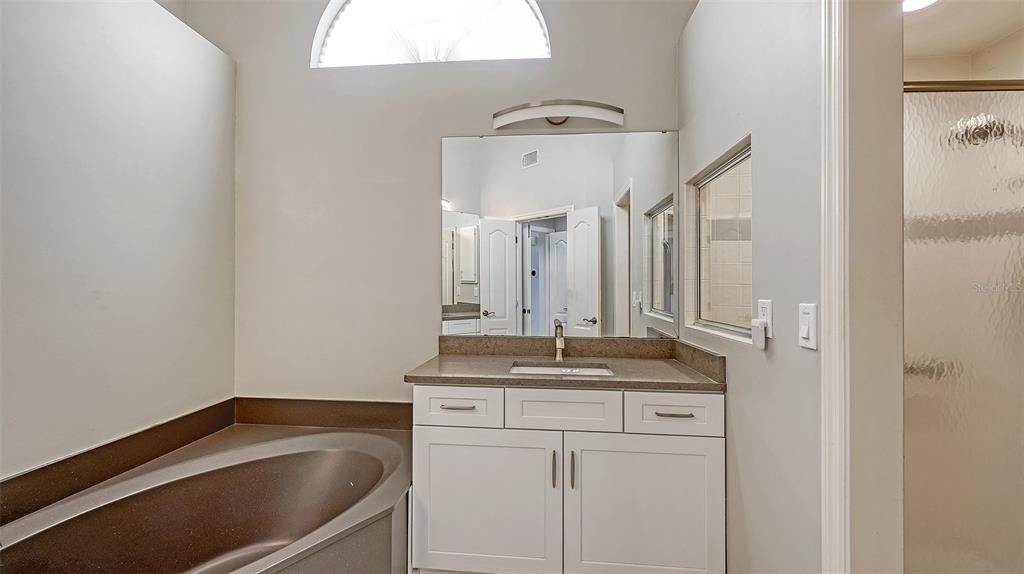 En Venta: $499,000 (2 camas, 2 baños, 1784 Pies cuadrados)